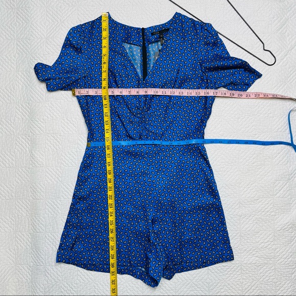 NWT Maje - Ilona Leopard Print Satin Playsuit Romper 36/4 - Picture 13 of 15